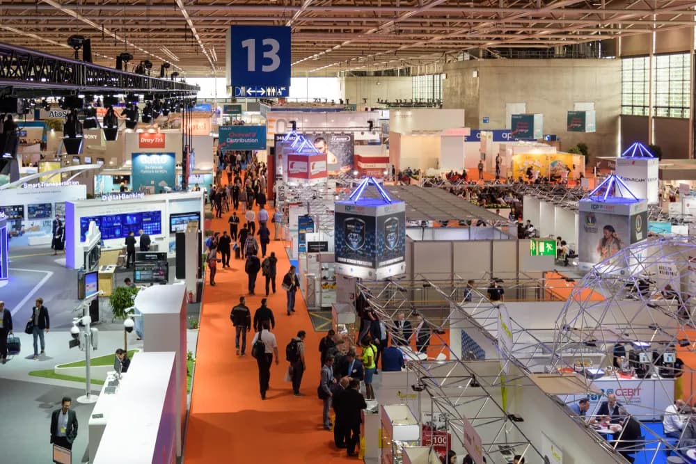 Hannover,,Germany,-,June,13,,2018:,Overview,Of,Hall,13